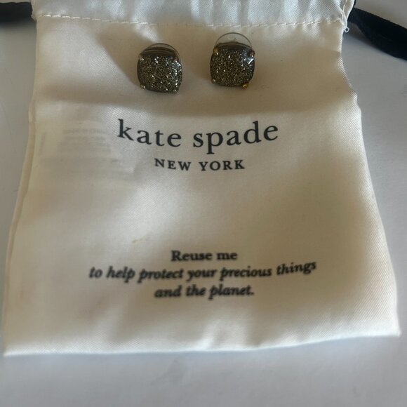 Kate Spade stud earrings- gold - Picture 1 of 3